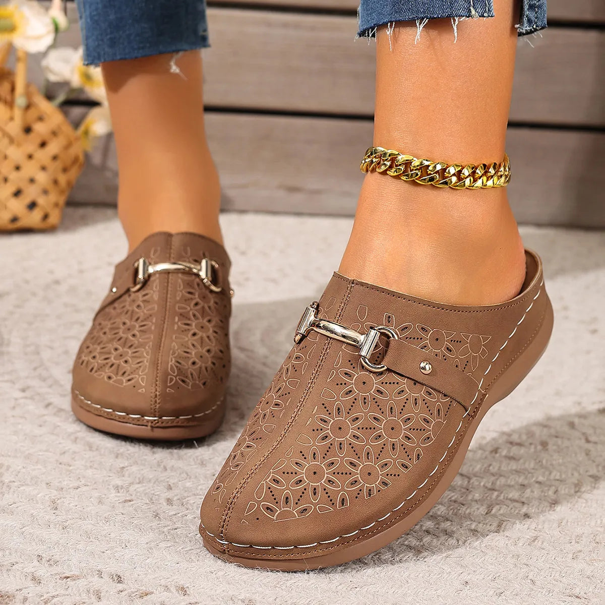 Round Toe Wedge Sandals