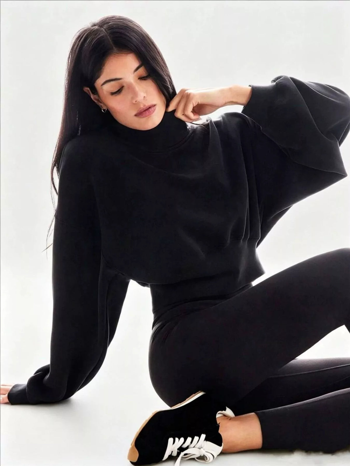 Turtleneck Dropped Shoulder Sweatshirt
