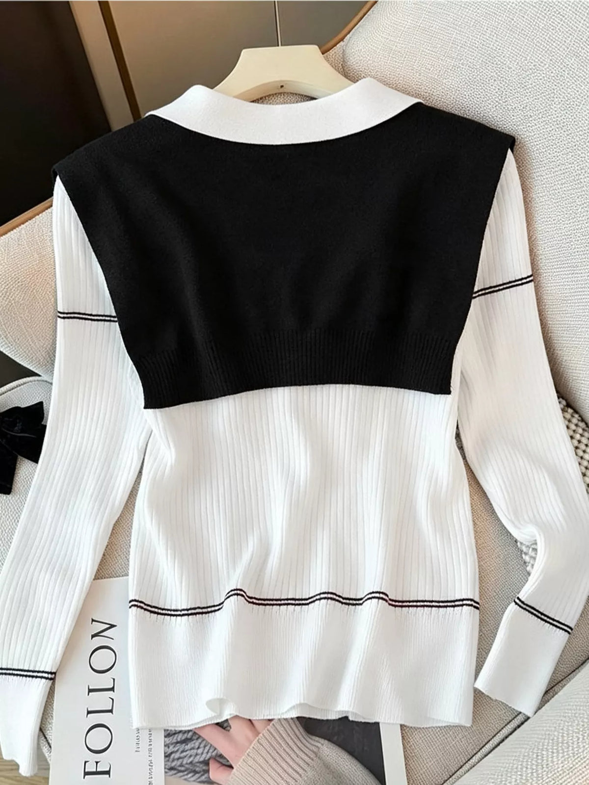 Ribbed Knit Top with Contrast Shawl
