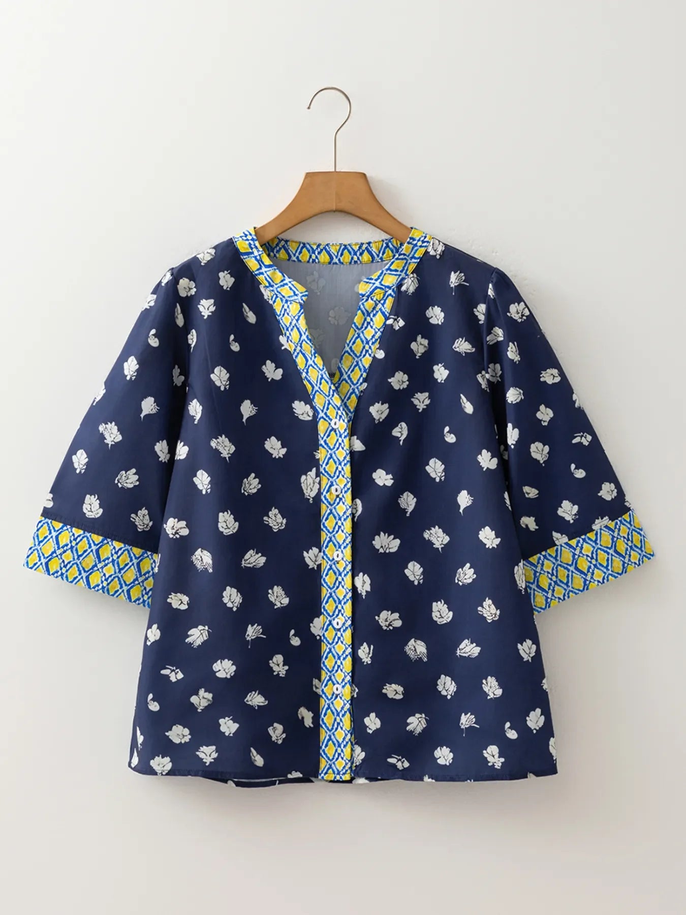Floral Print Half Sleeve Contrast Trim Blouse