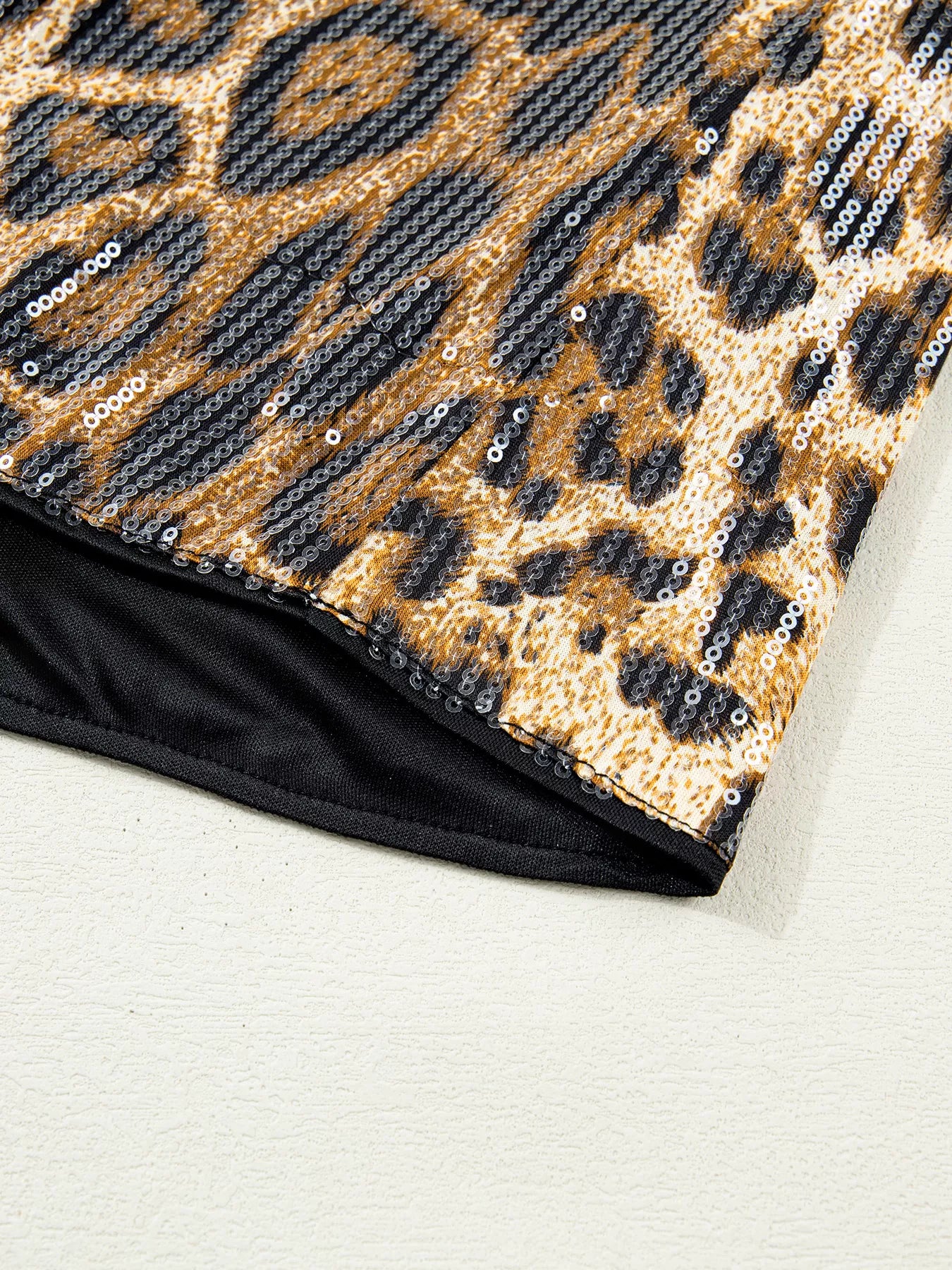 Sequin Leopard Pattern Short Sleeve Top