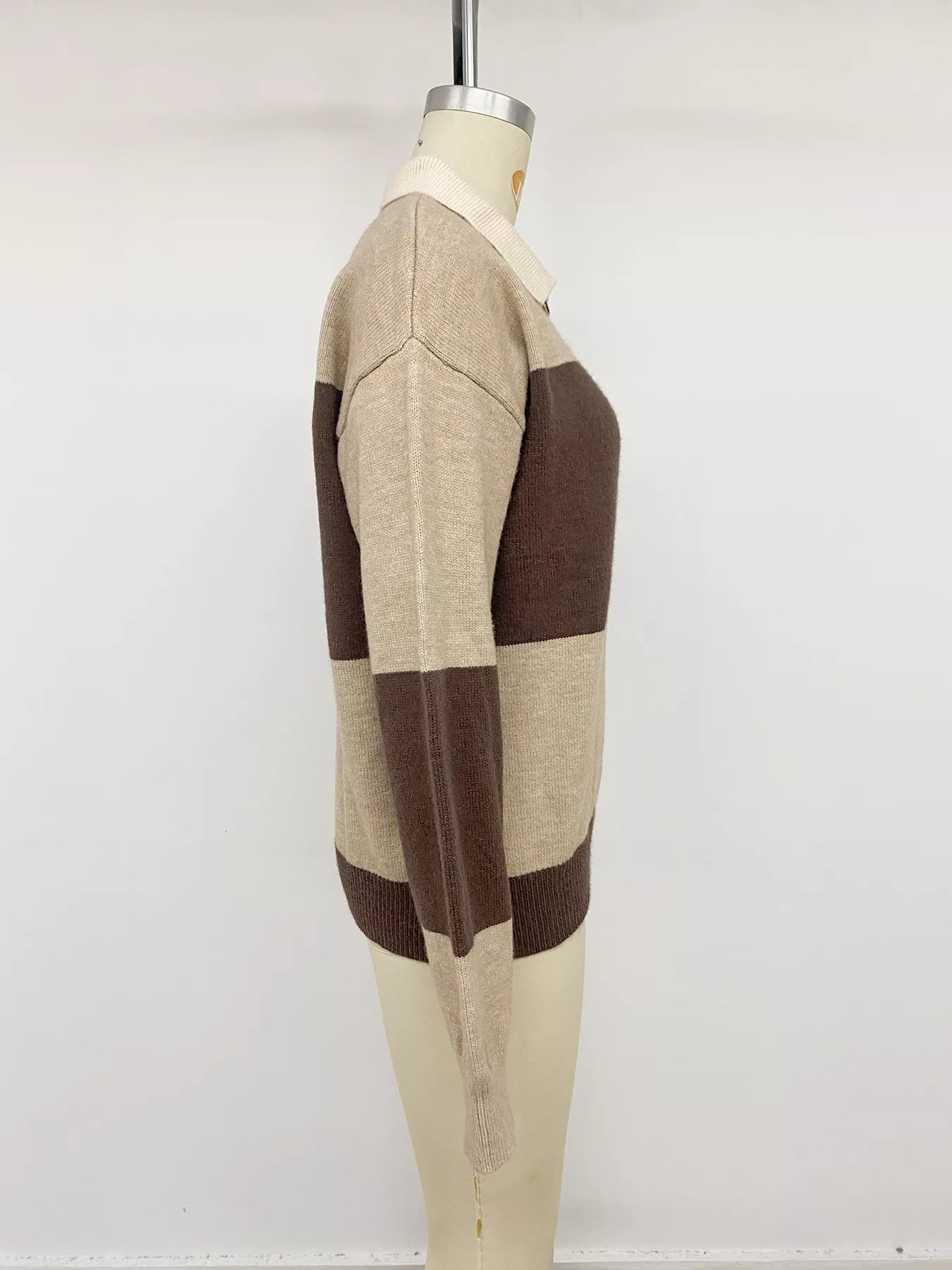 Color Block Polo Collar Sweater