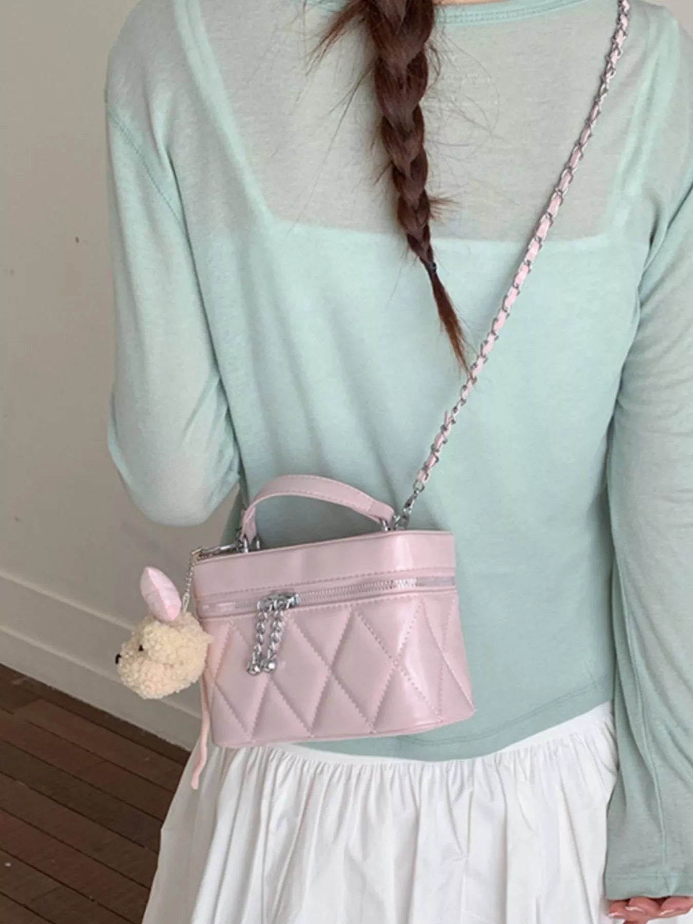 Quilted Chain Strap Crossbody Bag