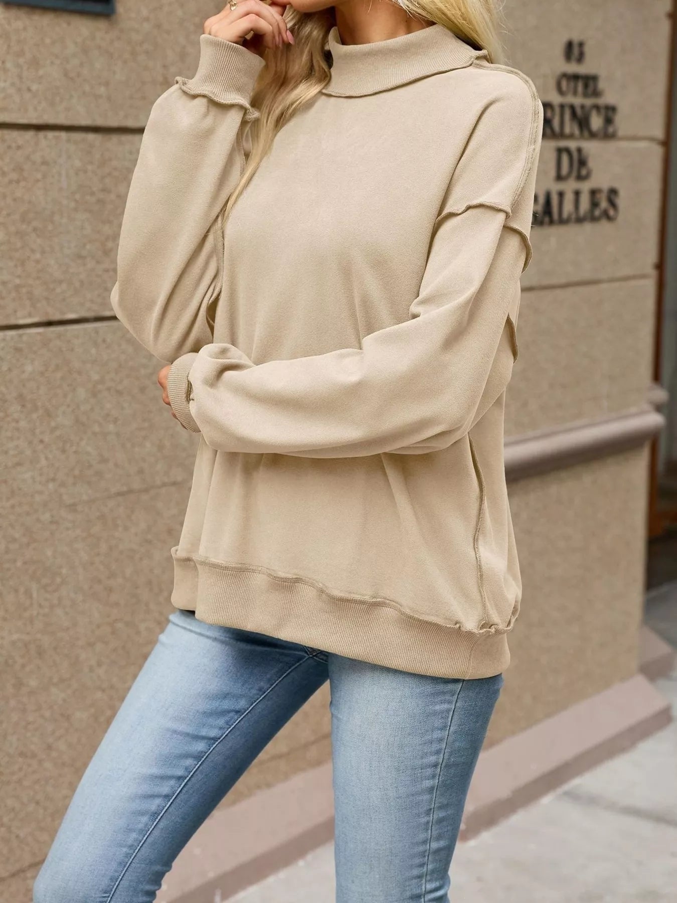 Loose Fit Crew Neck Sweatshirt