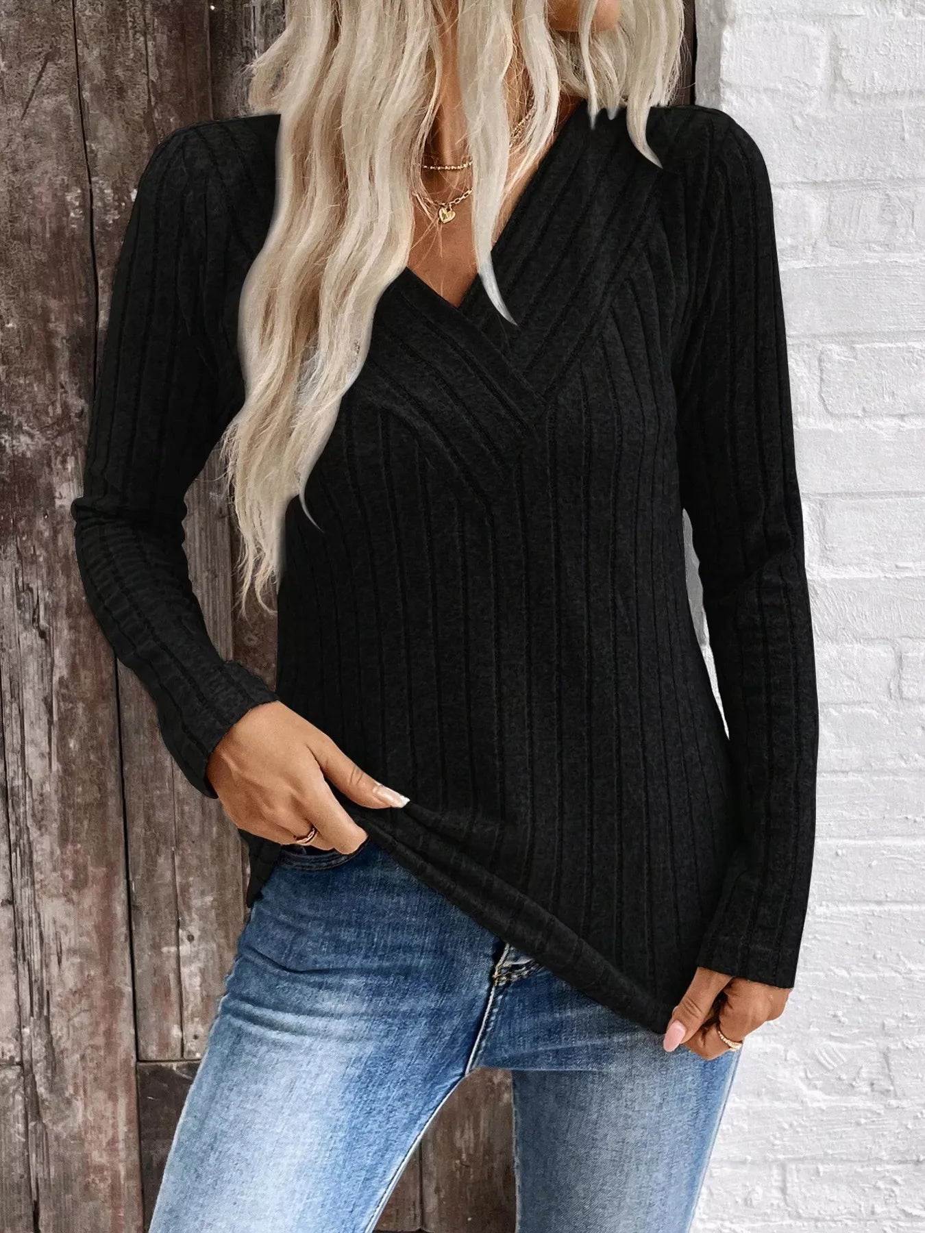 Ribbed V-Neck Long Sleeve T-Shirt