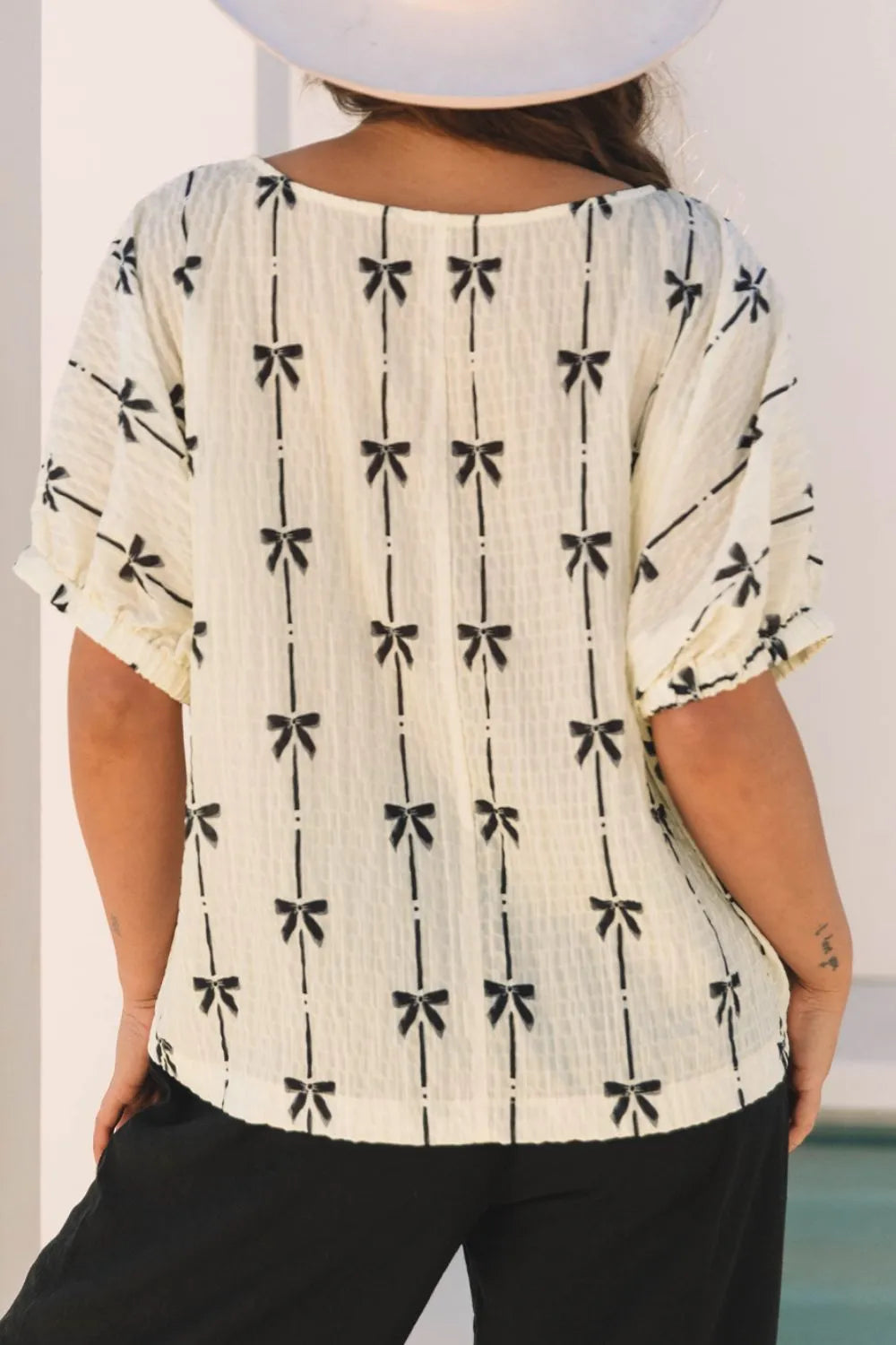 Bow Print Short Sleeve Top