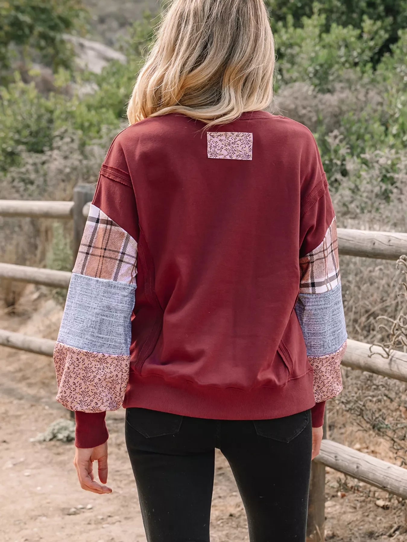 Plaid Colorblock Patchwork Sleeve Raw Seam Sweatshirt