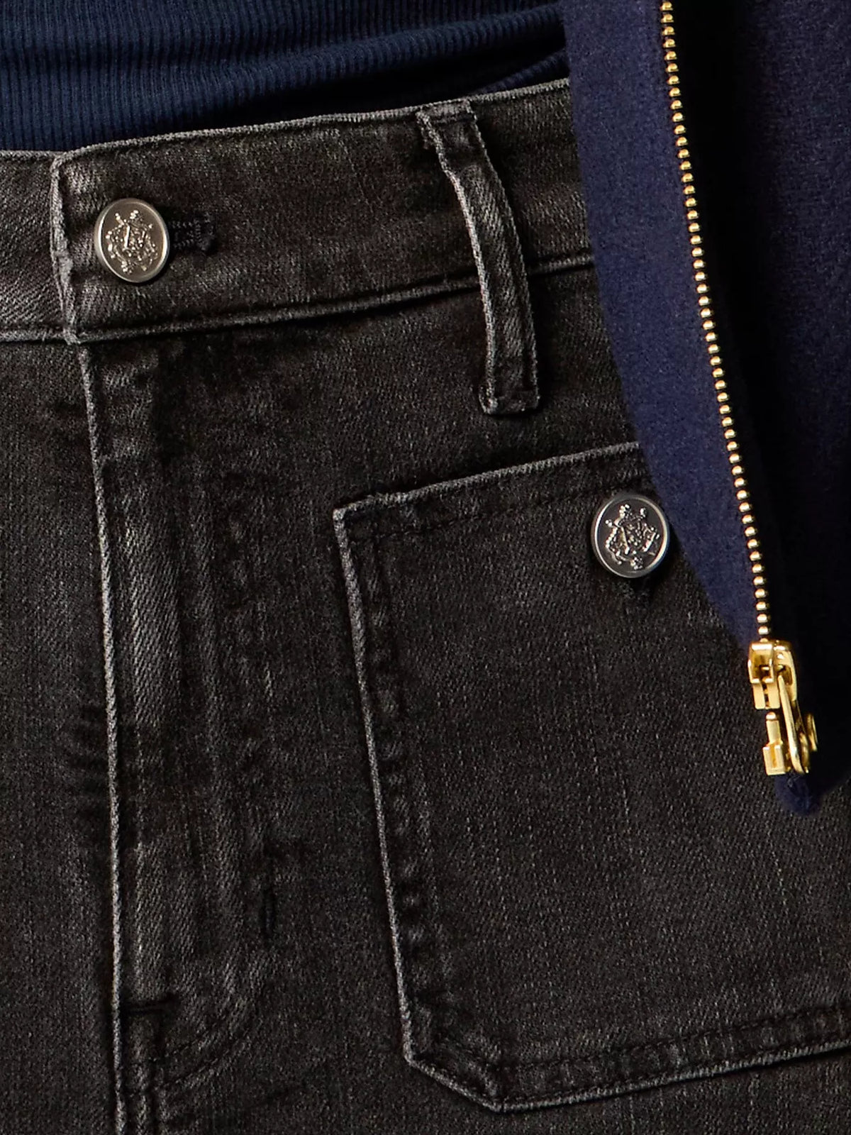 High-Waisted Jeans with Pockets