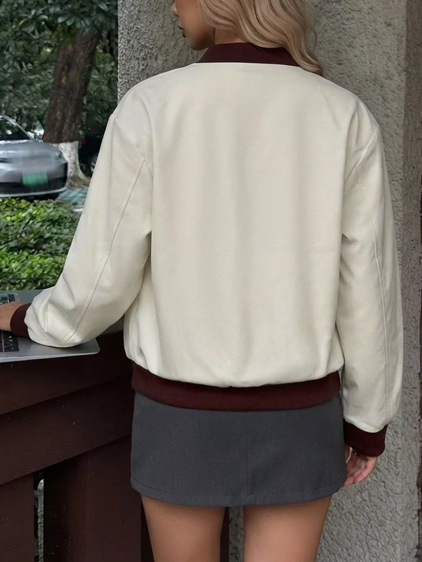 Contrast Trim Zip Up Jacket
