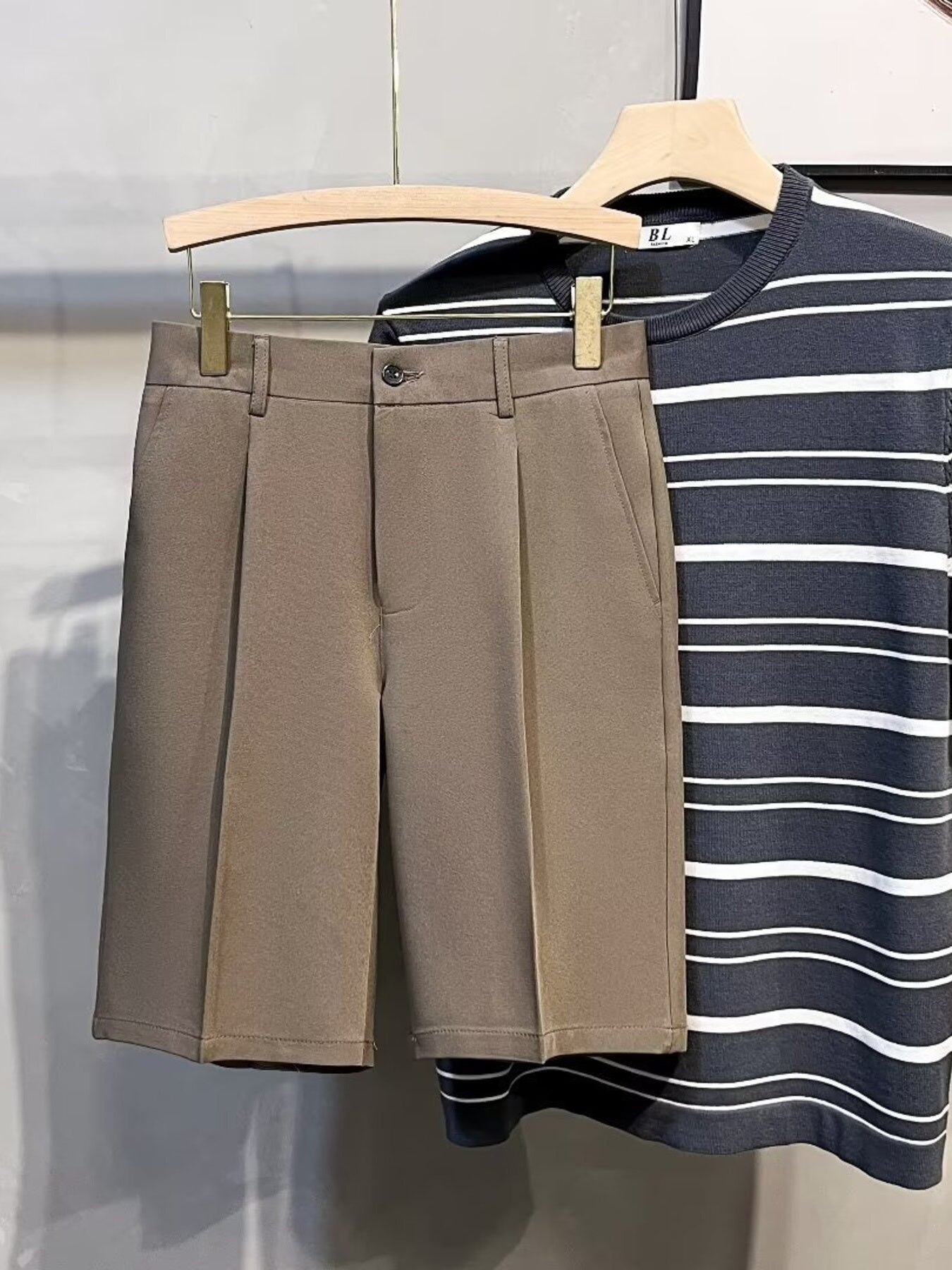 Men's Full Size Pleated Front Casual Shorts Plus Size