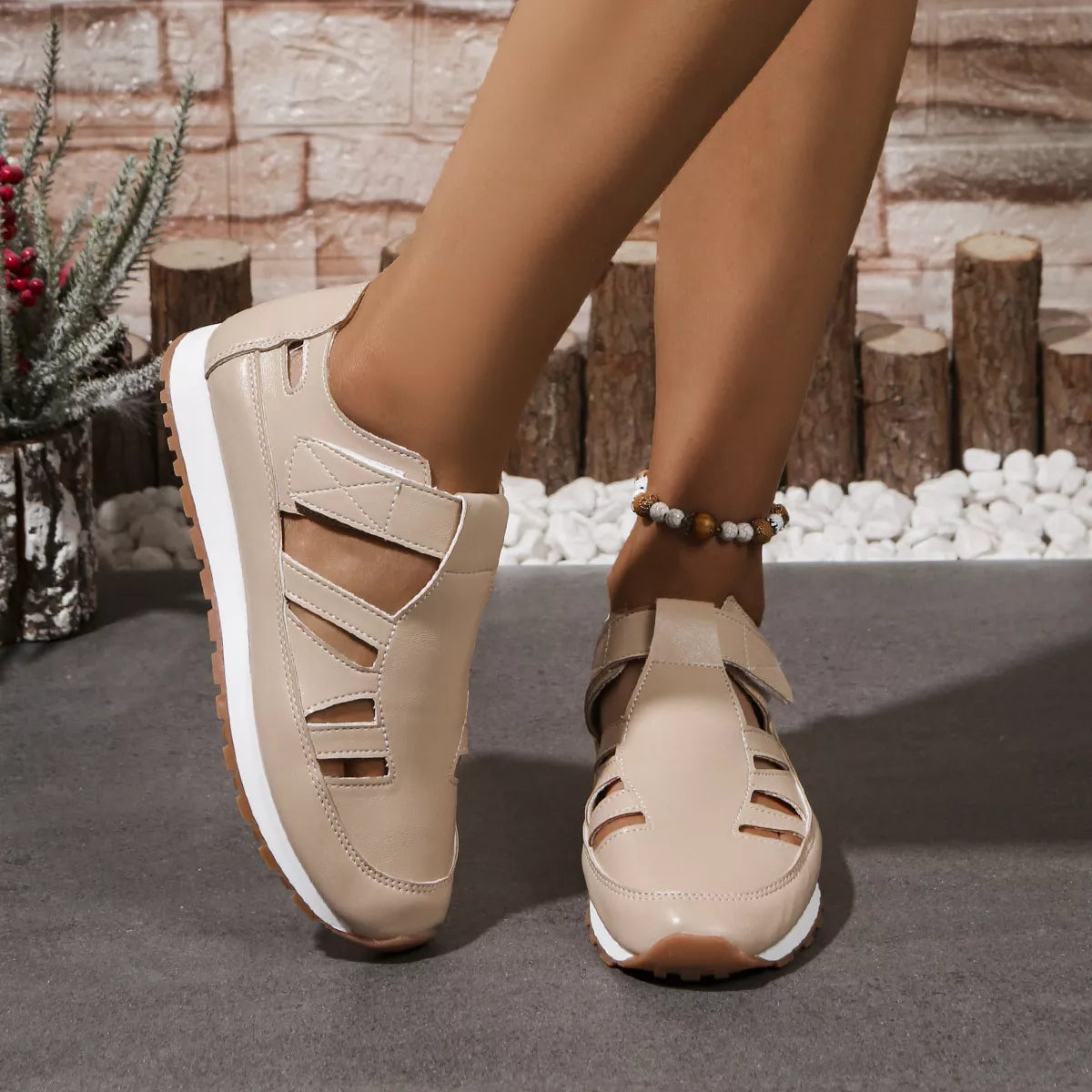 Round Toe Cutout Sandals
