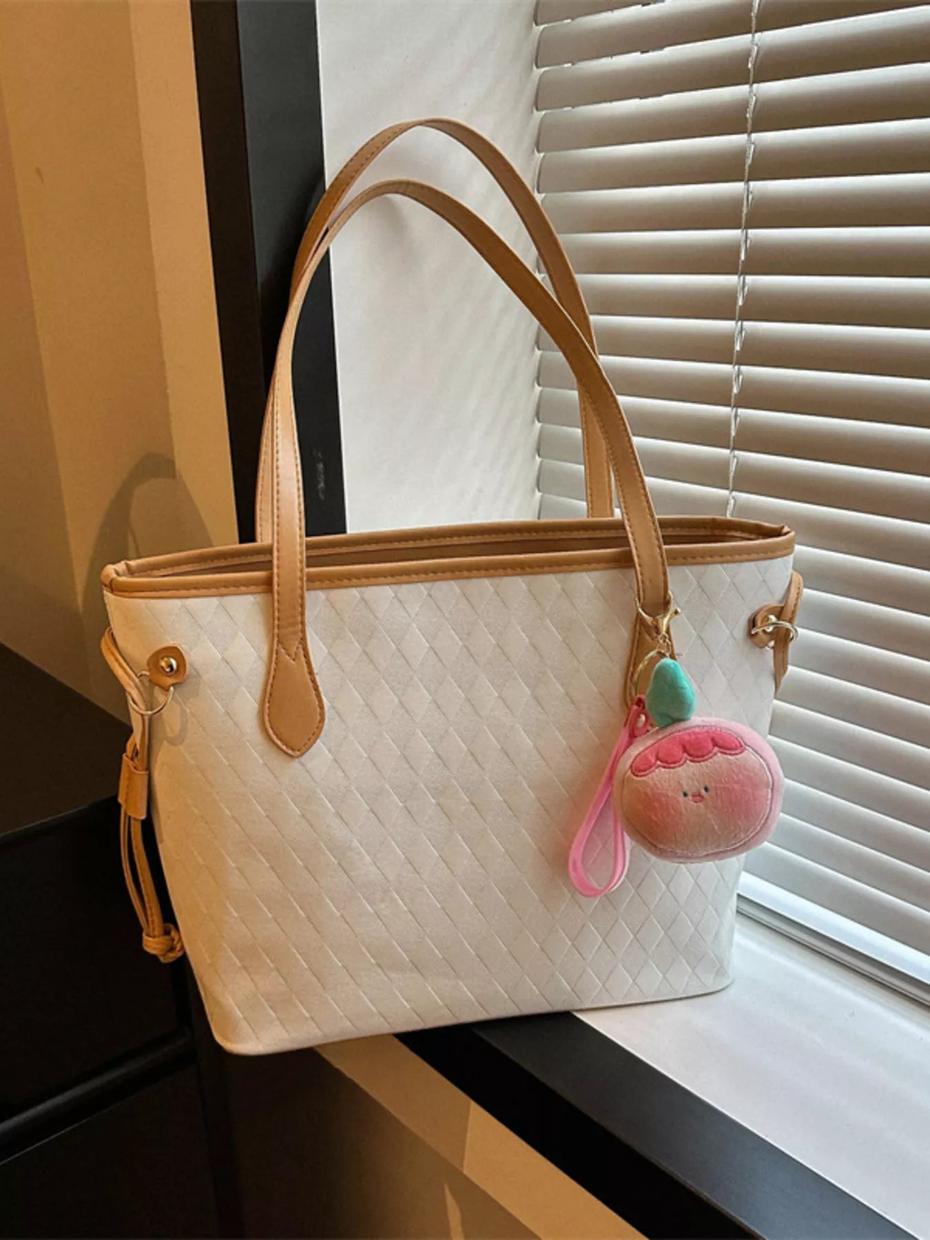 Woven Pattern Tote Bag