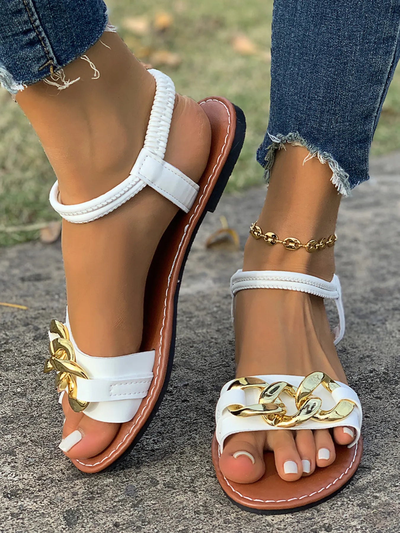 Chain Decor Flat Sandals
