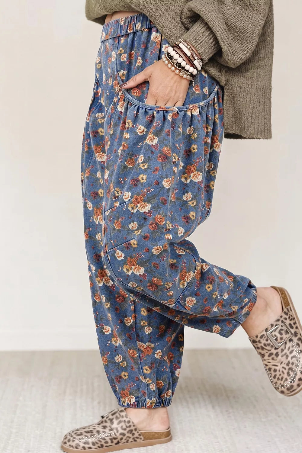 Floral Print Relaxed Fit Jeans