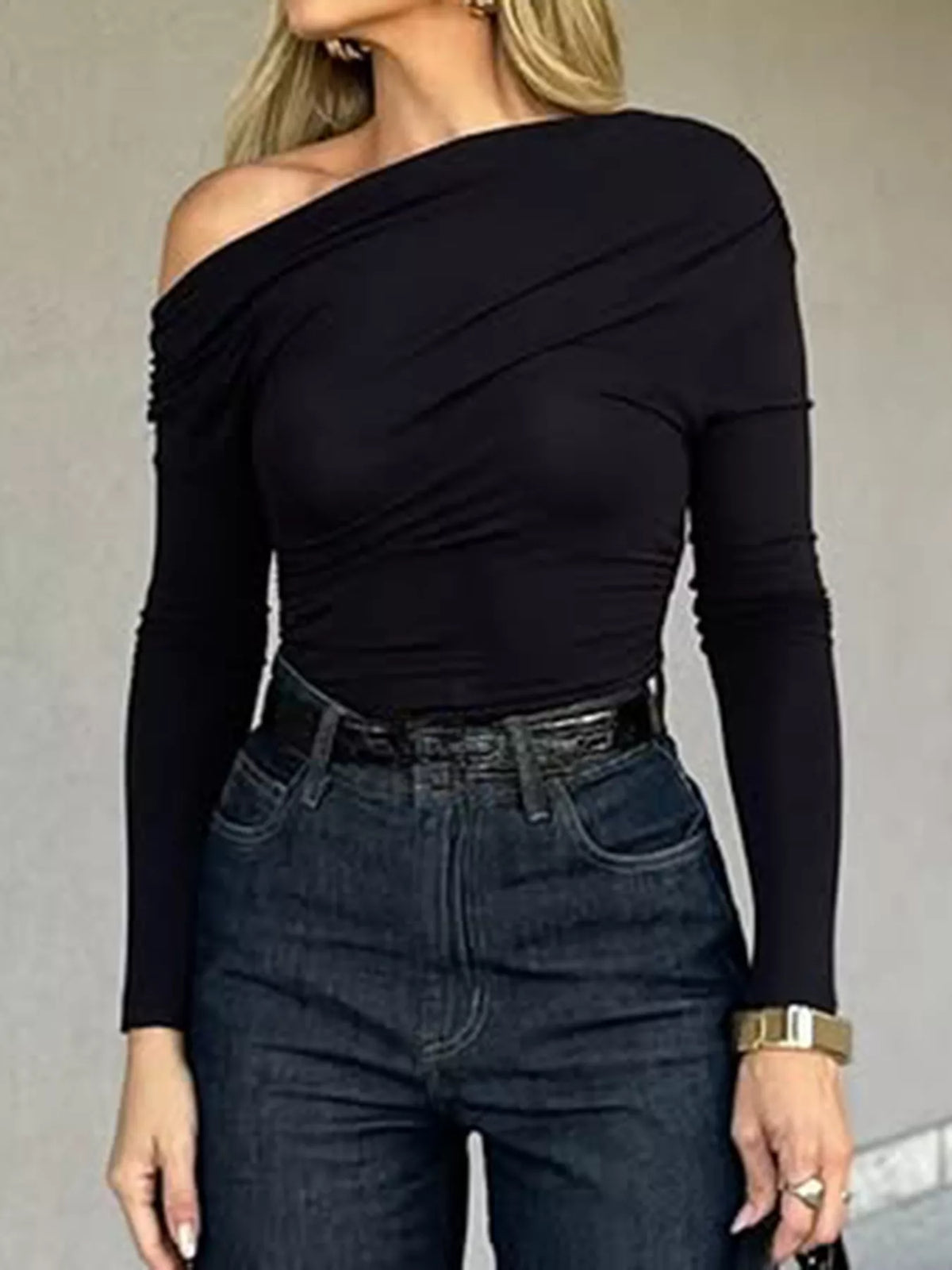 One Shoulder Long Sleeve Slim Fit T-Shirt