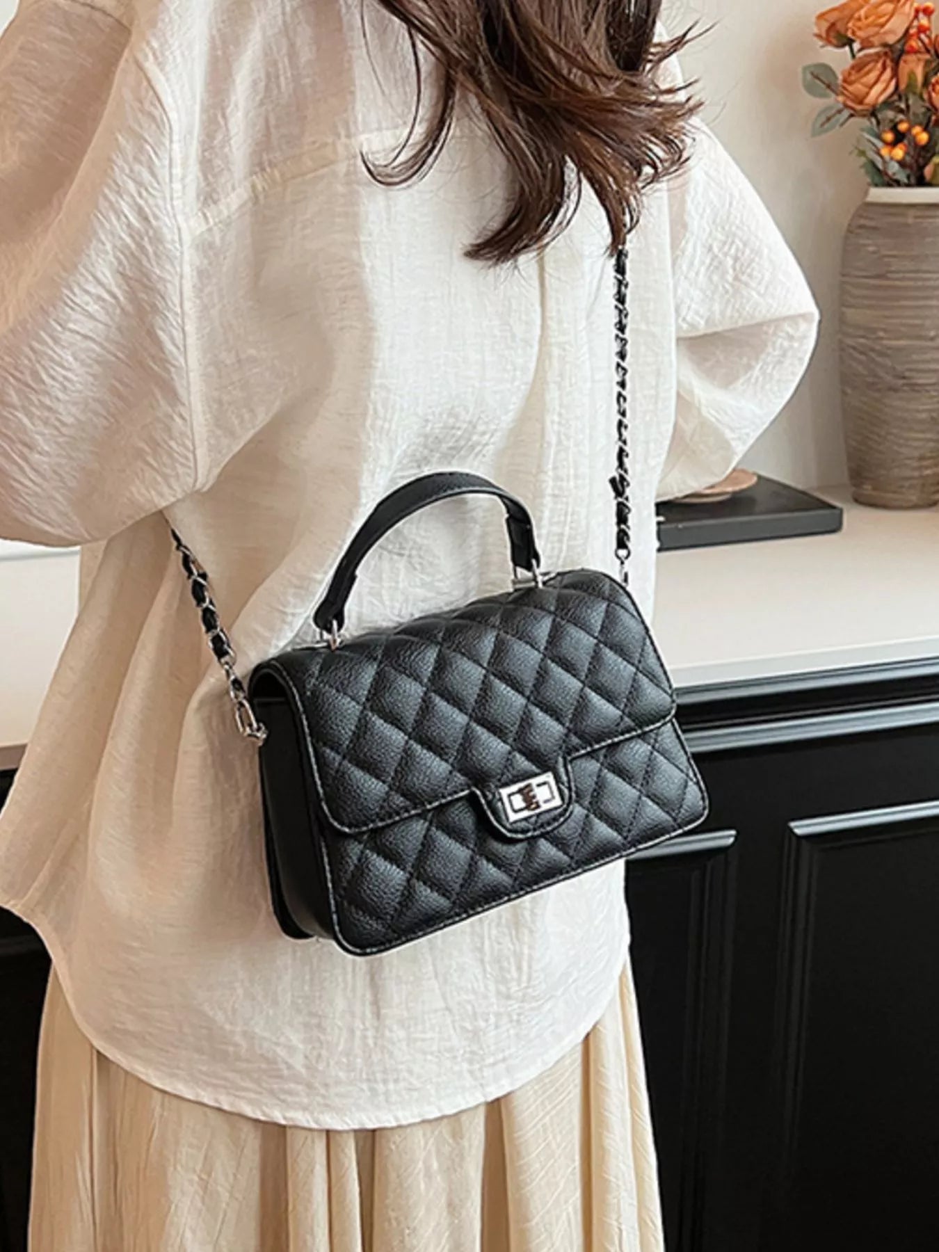 Quilted Chain Strap Crossbody Bag