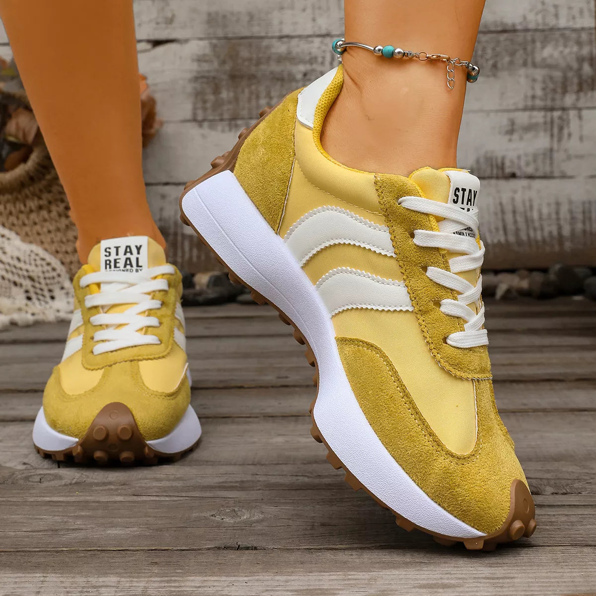 Lace Up Round Toe Sneakers