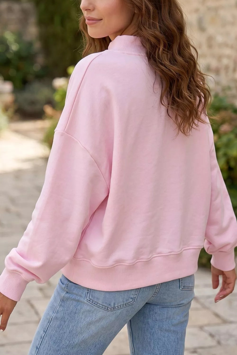 Embroidered Long Sleeve Stand Neck Shift Pullover Sweatshirt