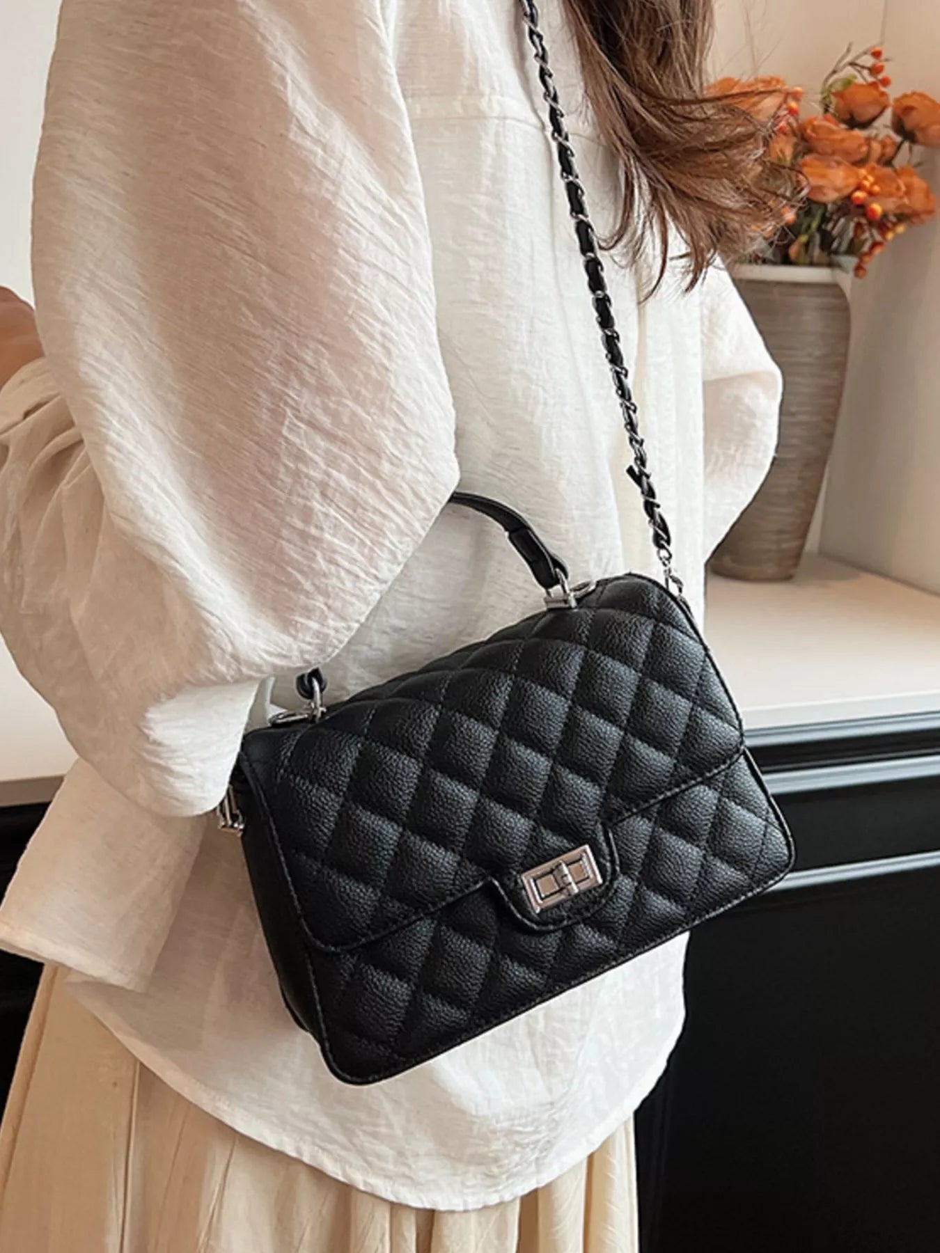 Quilted Chain Strap Crossbody Bag
