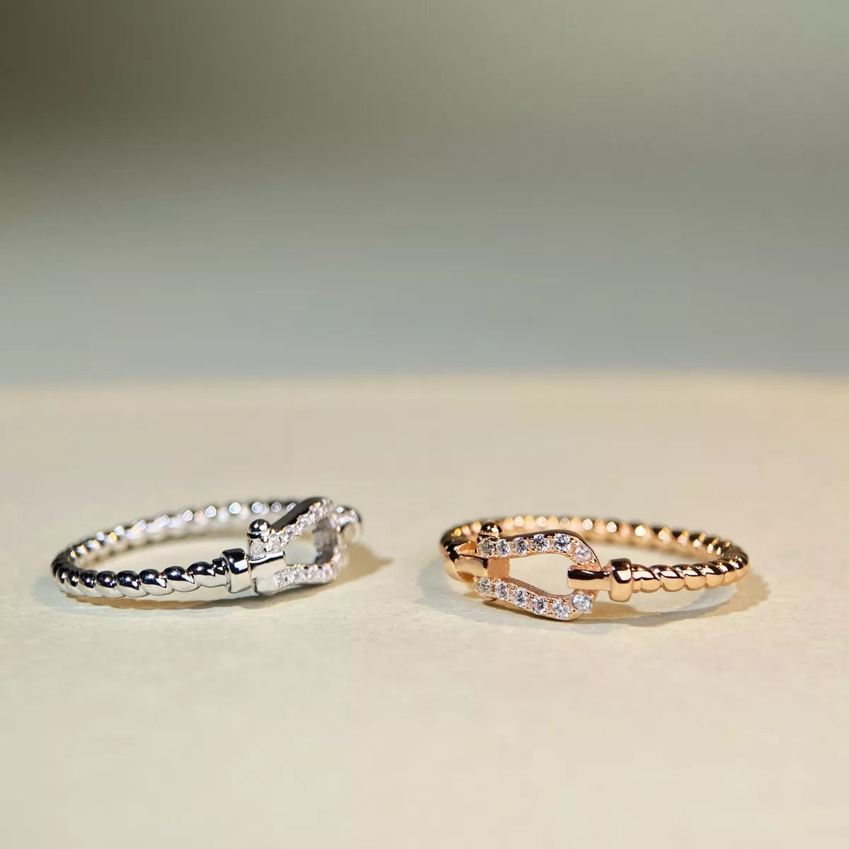 925 Sterling Silver Zircon Horseshoe Shaped Ring