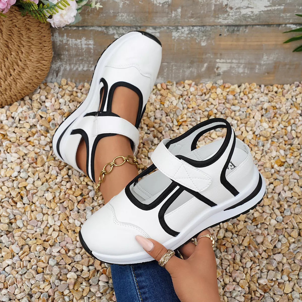 Round Toe Sandals