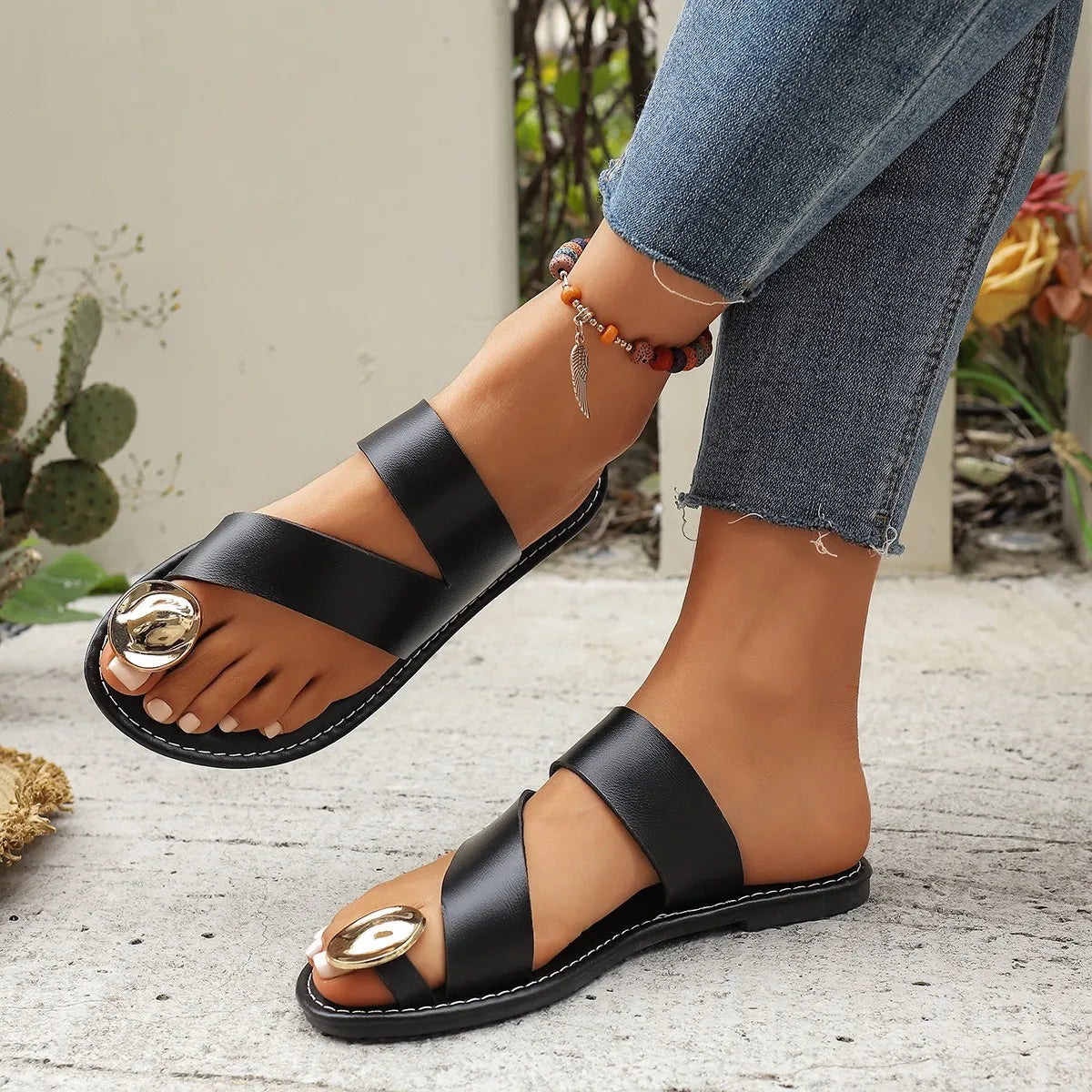 Toe Loop Flats Sandals