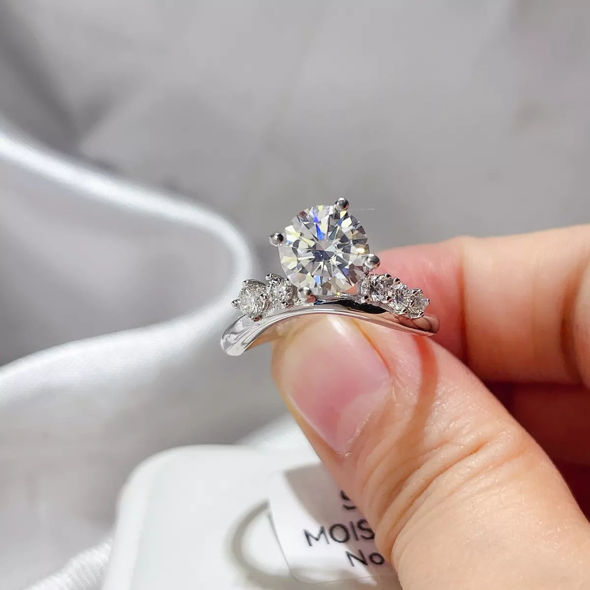 2 Carat 925 Sterling Silver Moissanite Ring