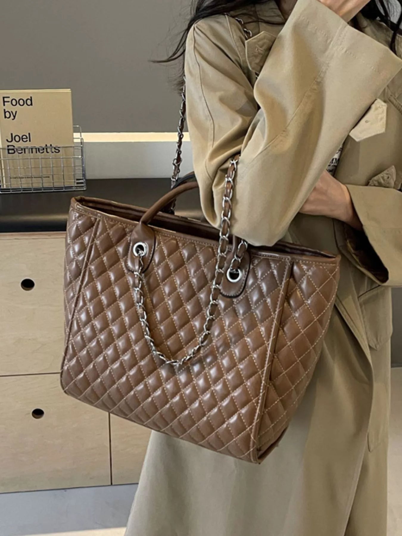 Quilted Chain Shoulder Bag