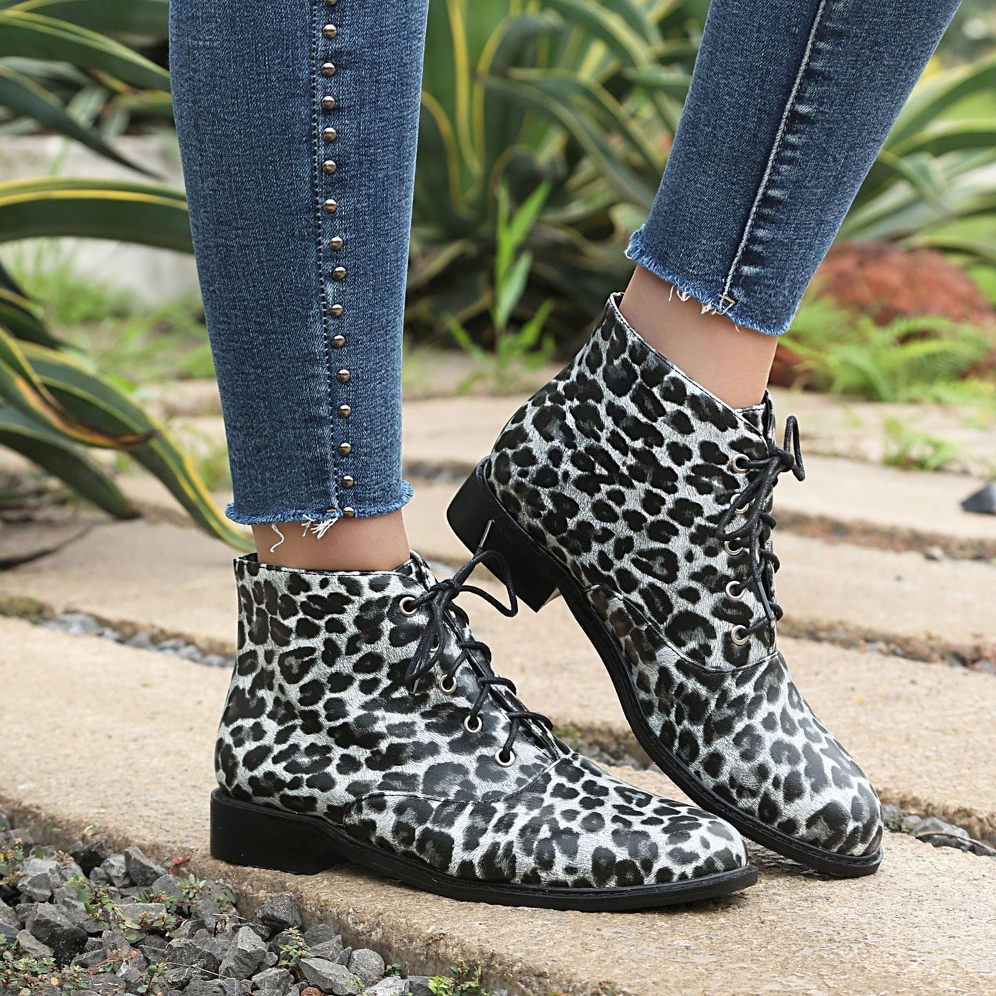 Women's Leopard Print Lace-Up Martin Ankle Boots | Low Heel