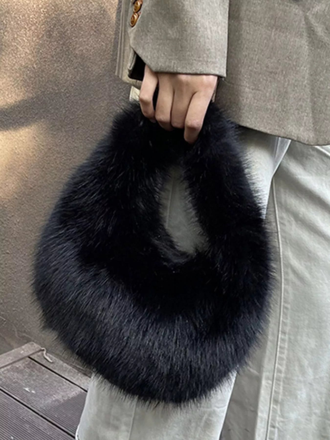 Fluffy Solid Color Handbag