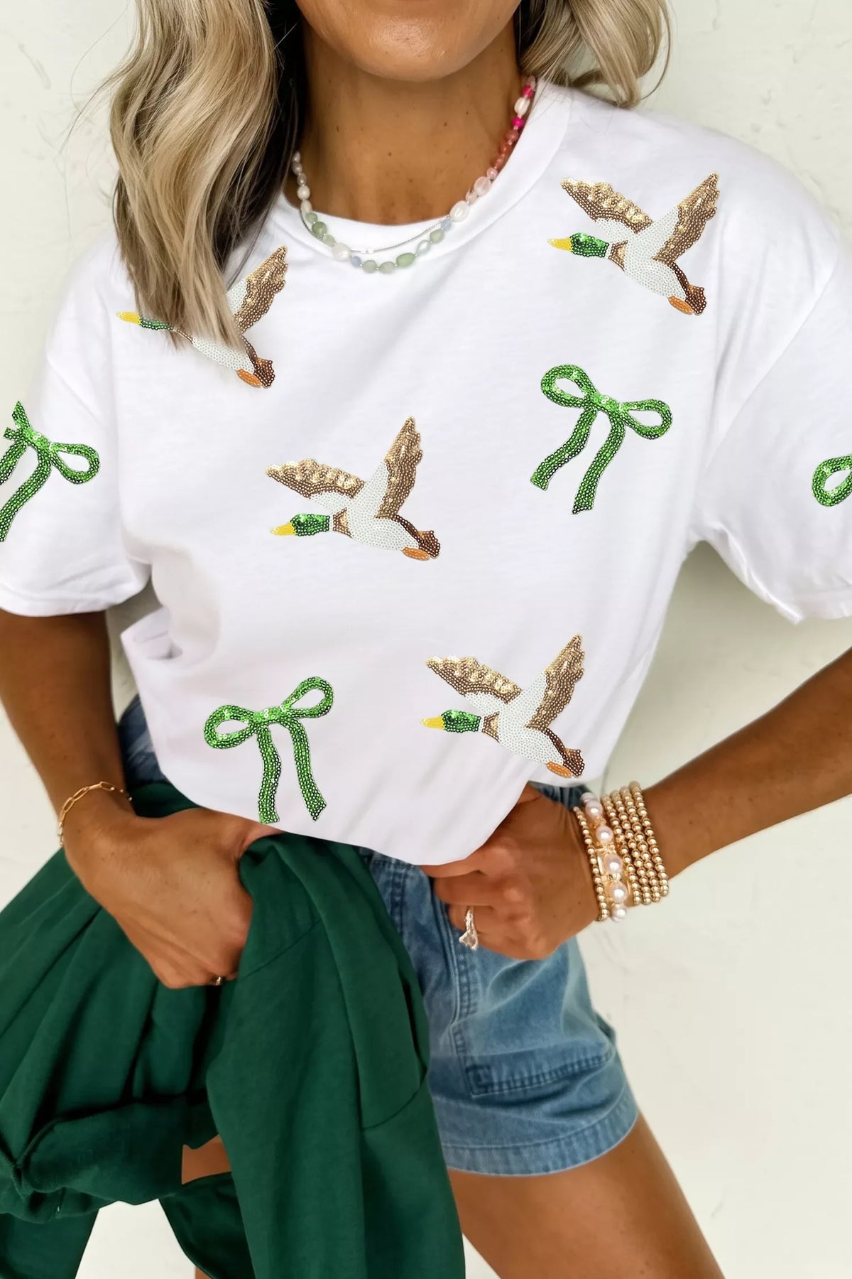 Full Size Sequin Mallard Bow Round Neck Graphic T Shirt Plus Size