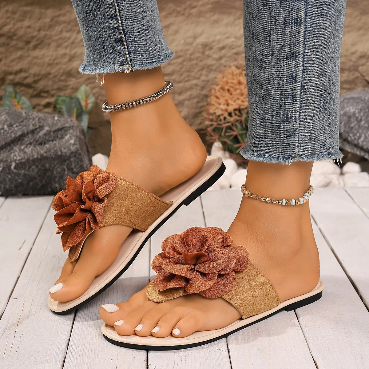 Flower Toe Post Flats Sandals