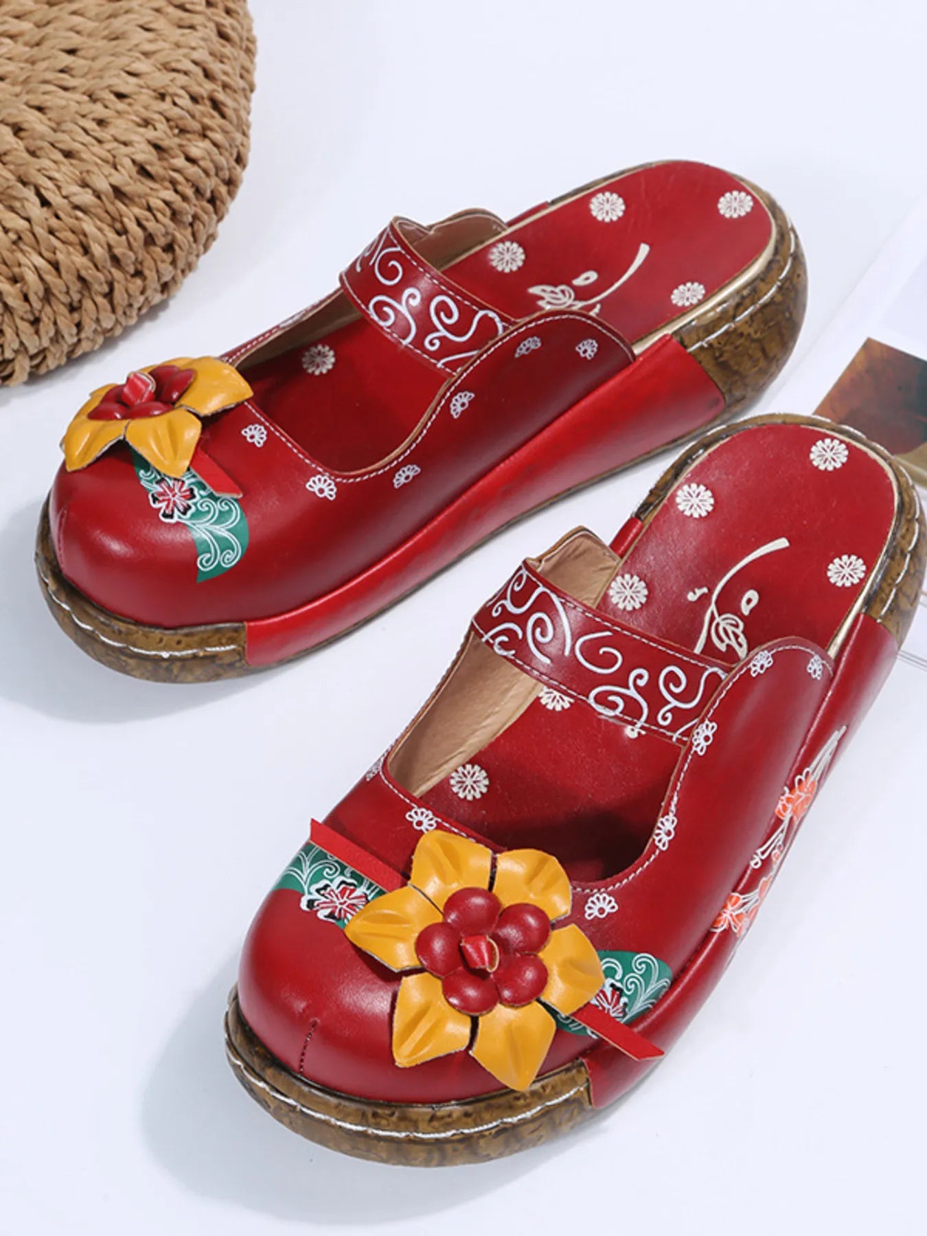 Flower Round Toe Sandals
