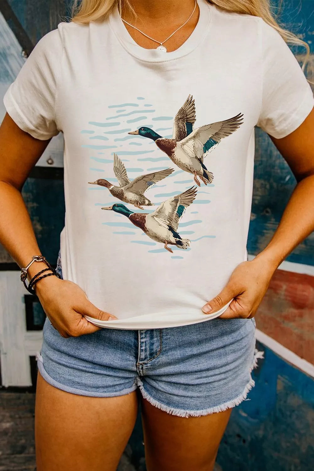 Full Size Western Mallard Lake Graphic Casual T‑Shirt Plus Size