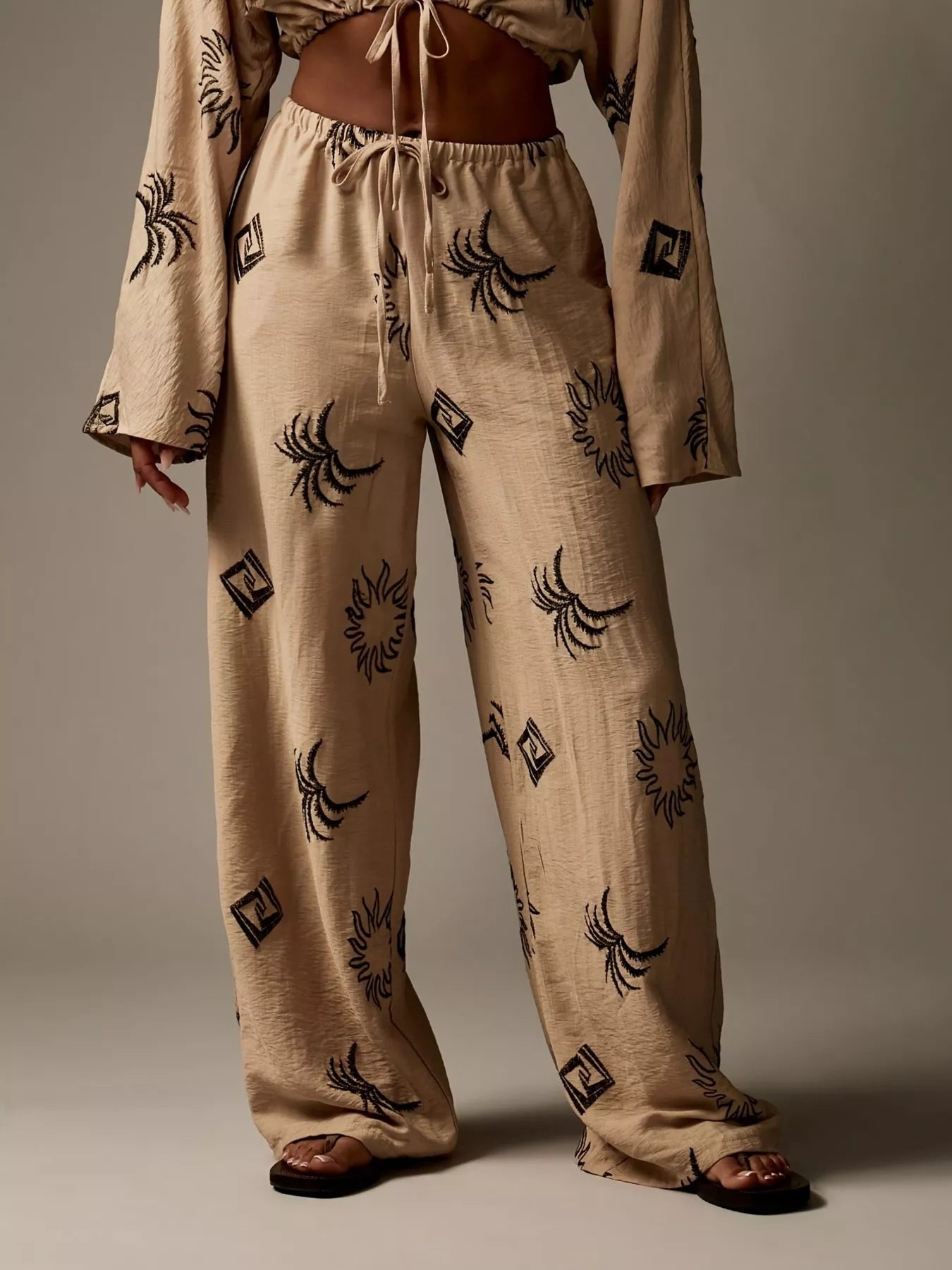 Printed Crop Top and Wide-Leg Pants Set