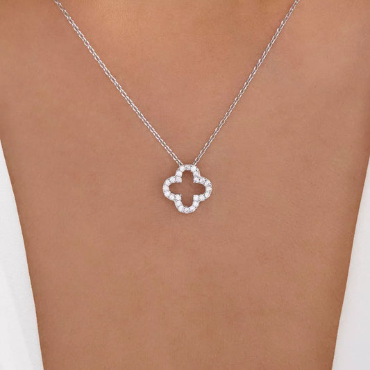 Clover Pendant Necklace