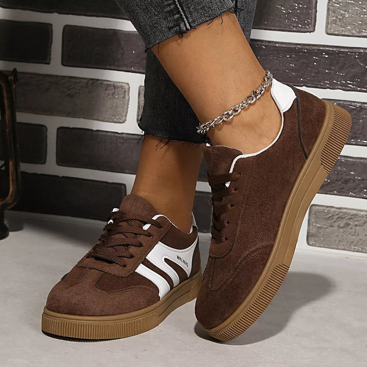 Round Toe Lace Up Sneakers
