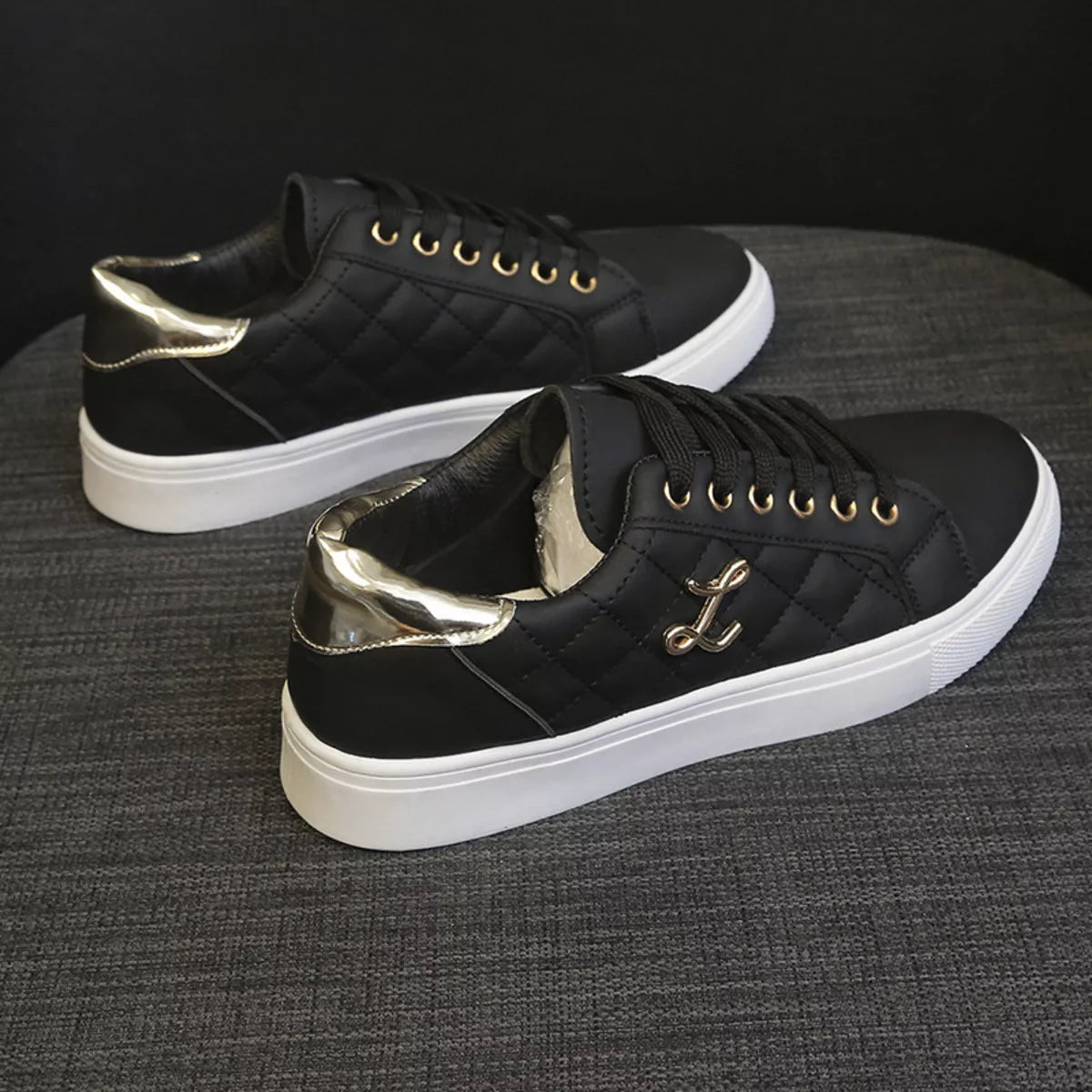 Round Toe Lace Up Sneakers