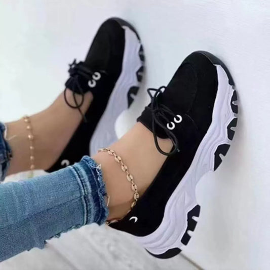 Lace Up Round Toe Sneakers