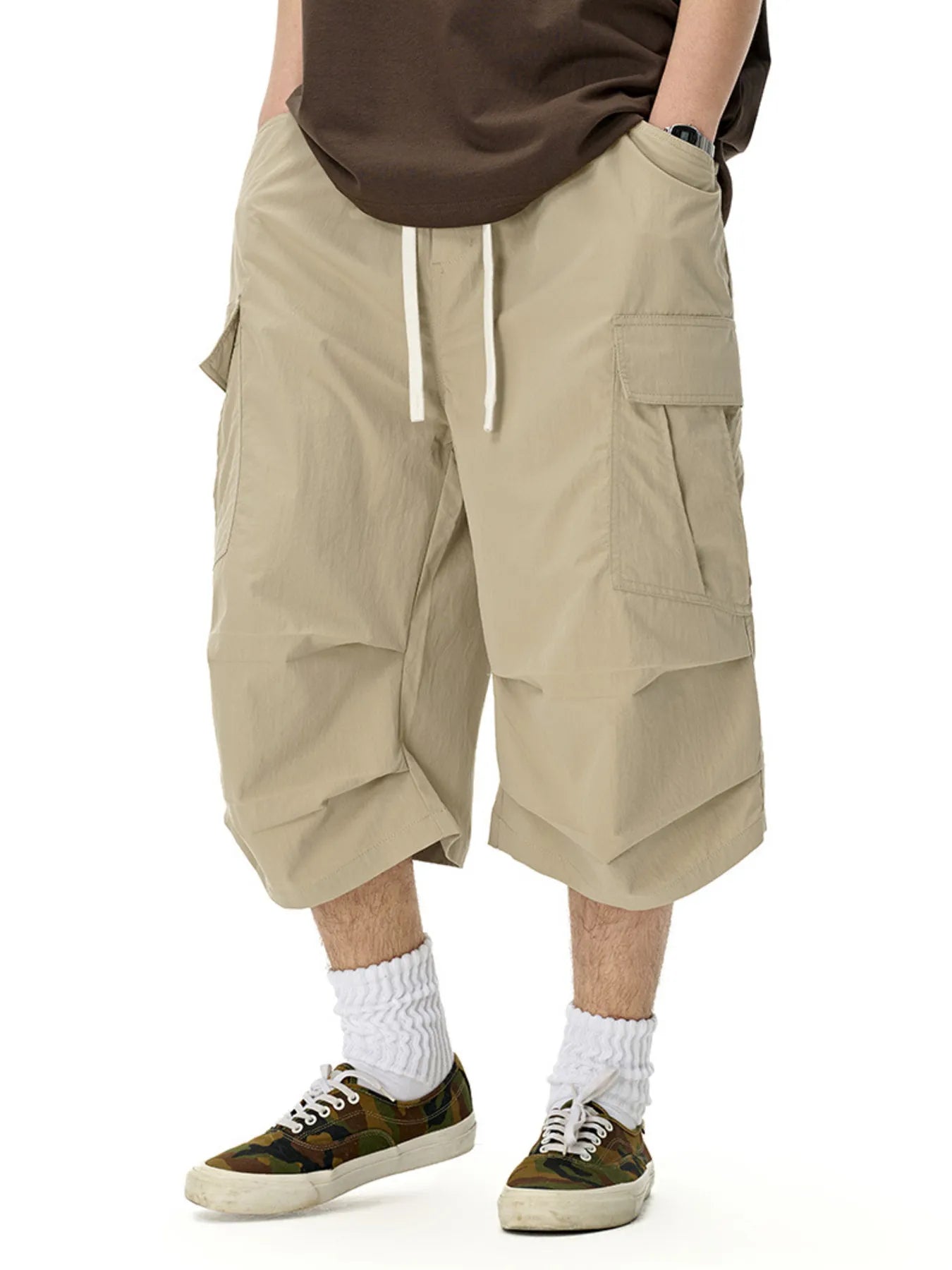 Men's Loose-Fit Cargo Shorts