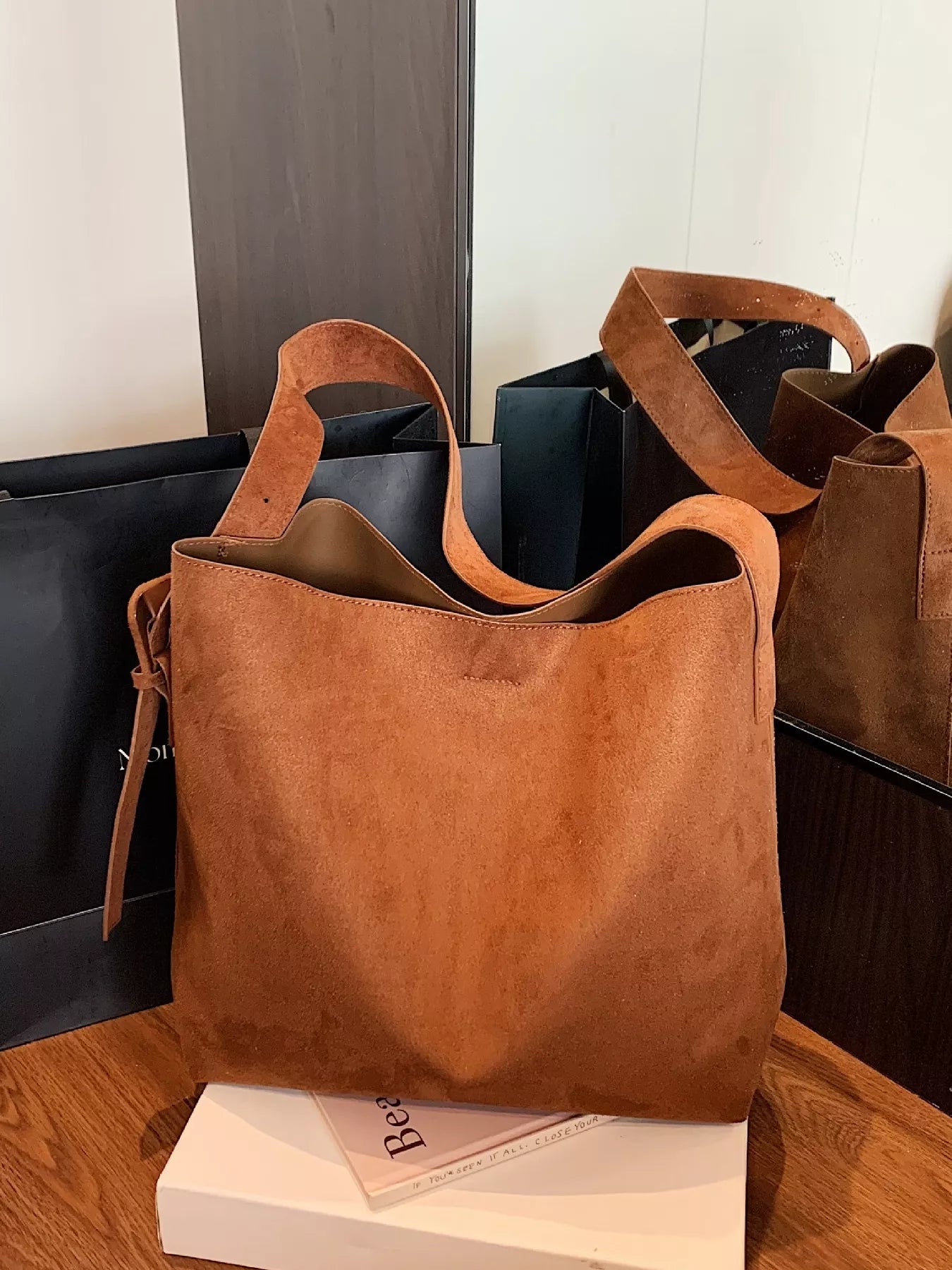 Buckle Adjustable Strap Tote Bag
