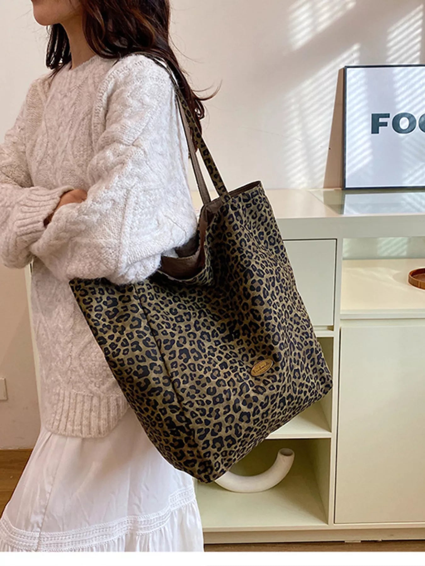 Leopard Print Casual Tote Bag