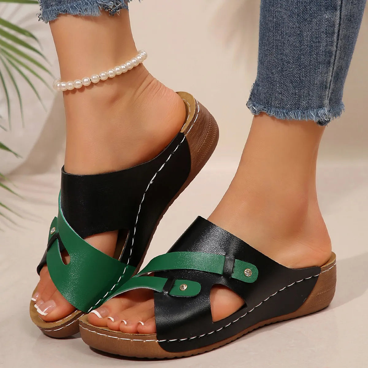 Cutout Contrast Wedge Sandals