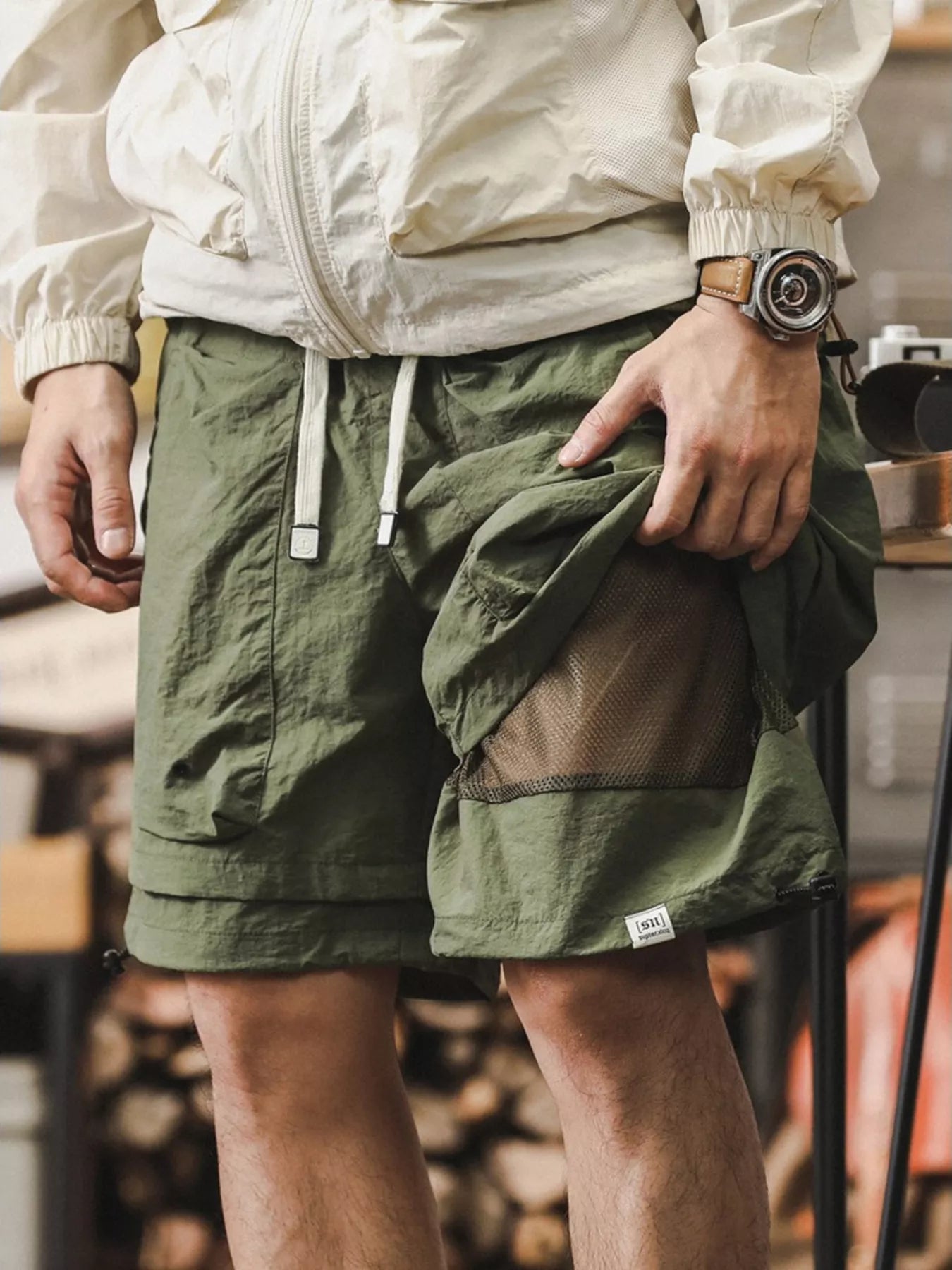 Men's Plus Size Multiple Pocket Layered Cargo Shorts with Drawstring Hem