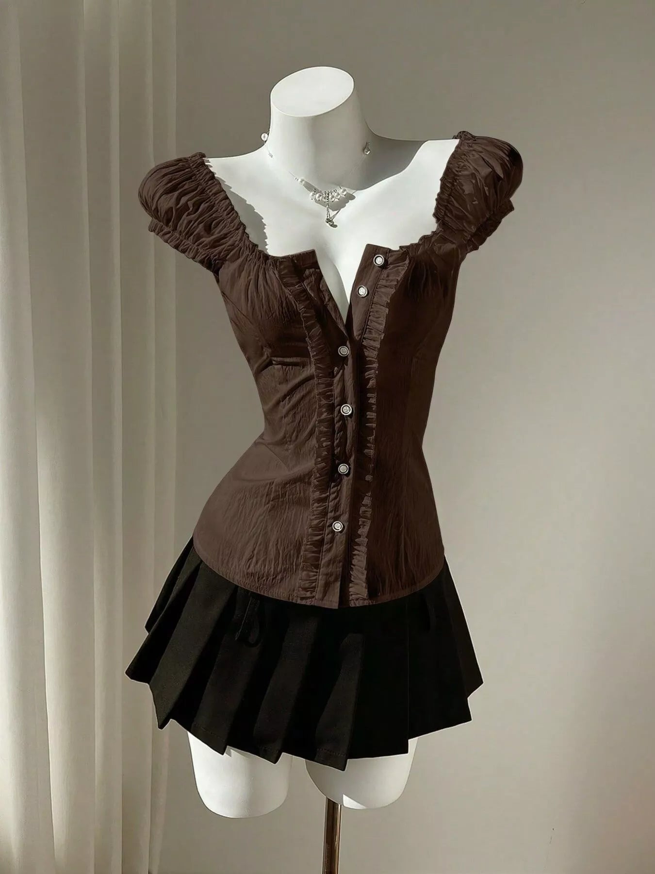 Chic Puff Sleeve Ruched Button-Up Blouse