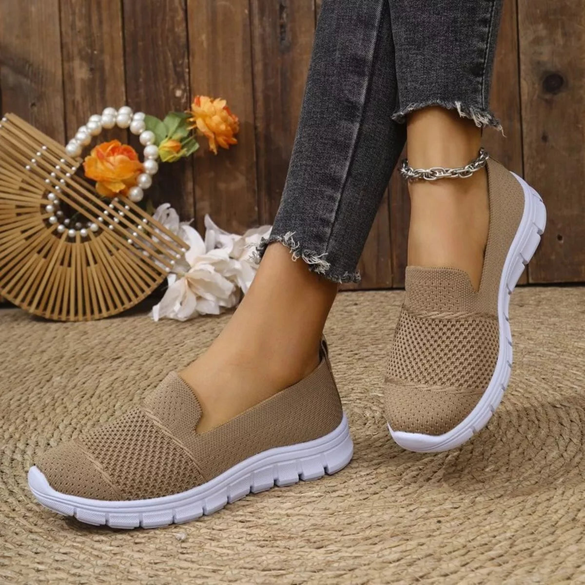 Round Toe Flats Slip-Ons