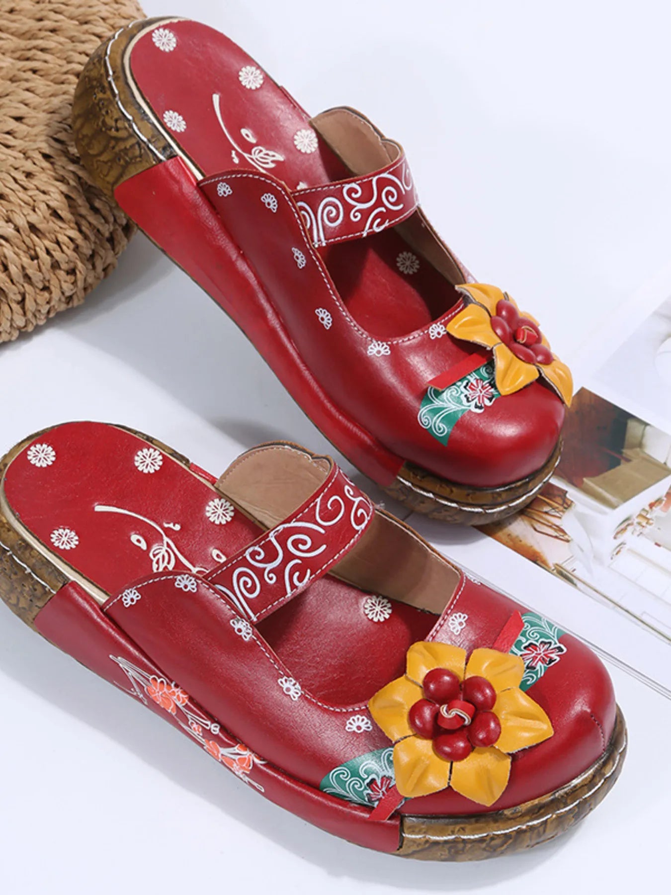 Flower Round Toe Sandals