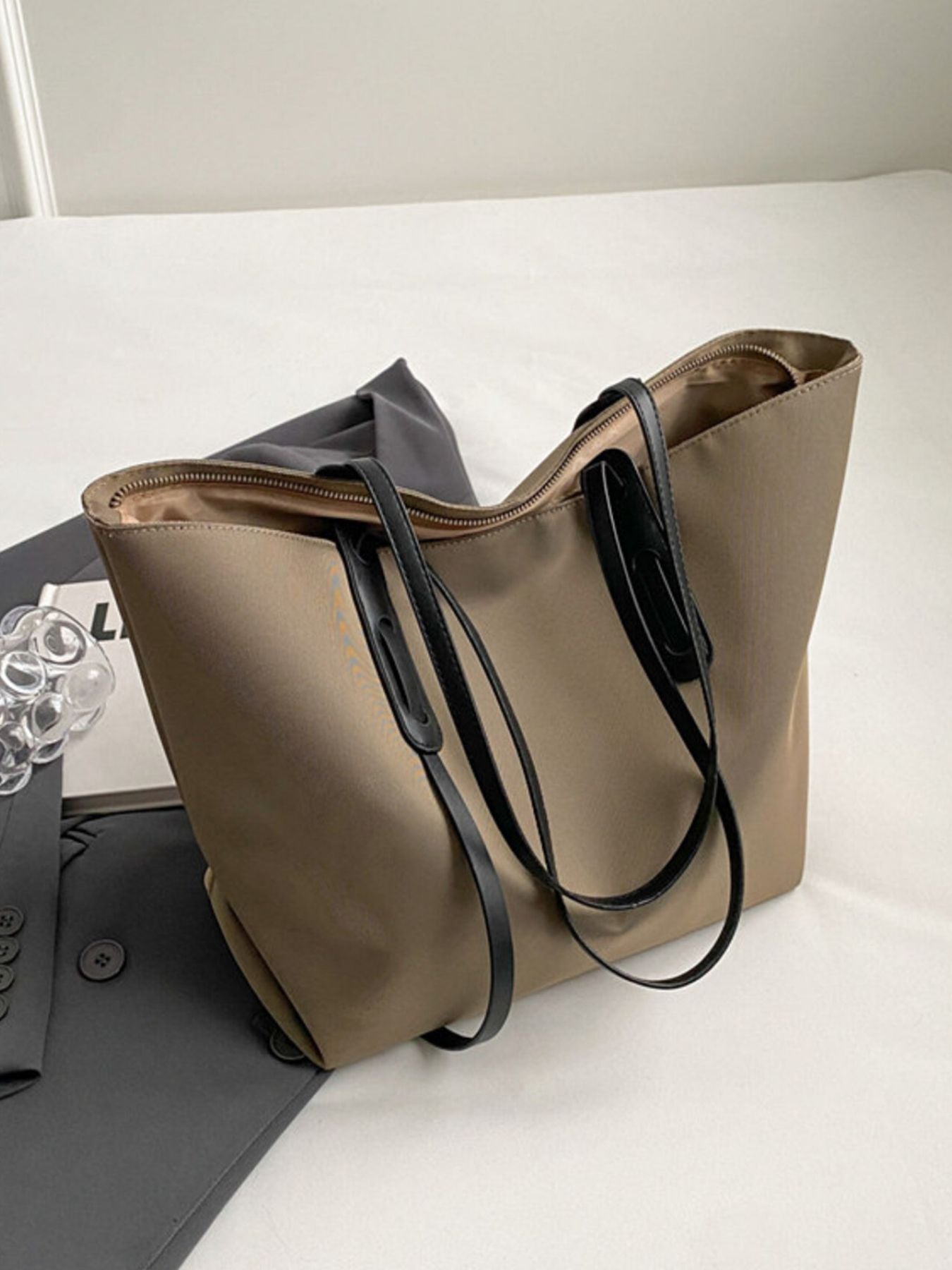 Large Capacity Tote Bag