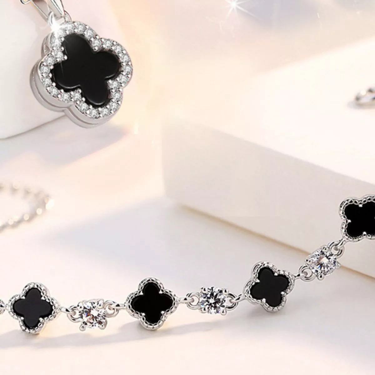 925 Sterling Silver Clover Charm Bracelet