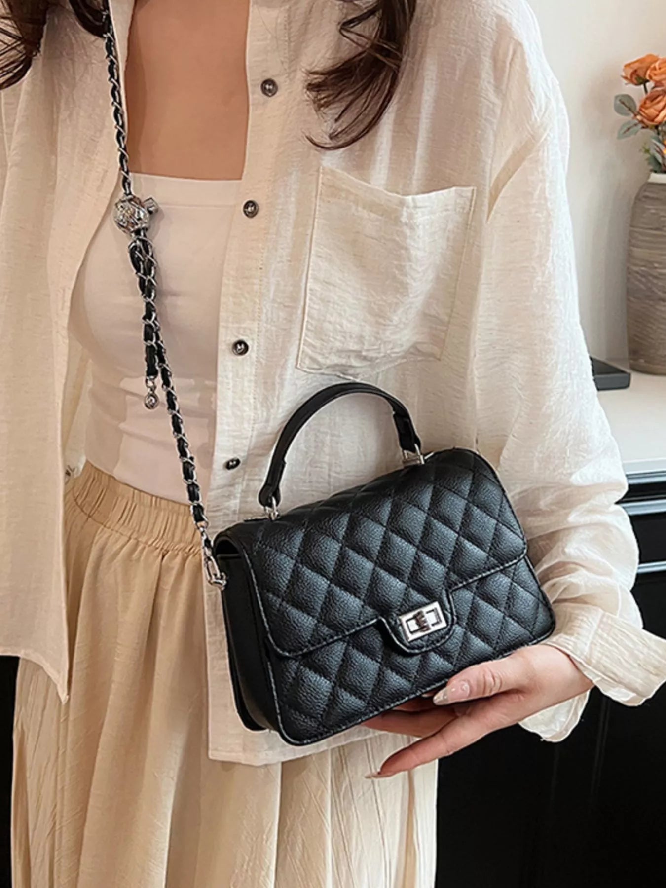 Quilted Chain Strap Crossbody Bag